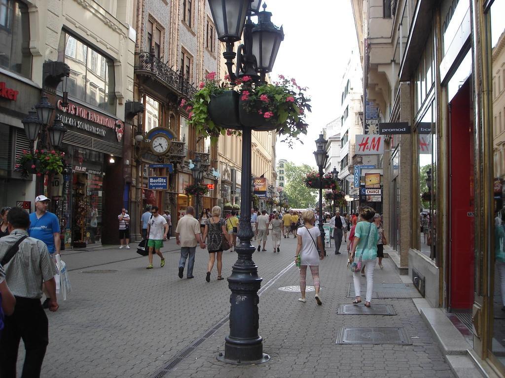 Ferienwohnung Romantic Centrum Apartman Budapest Exterior foto